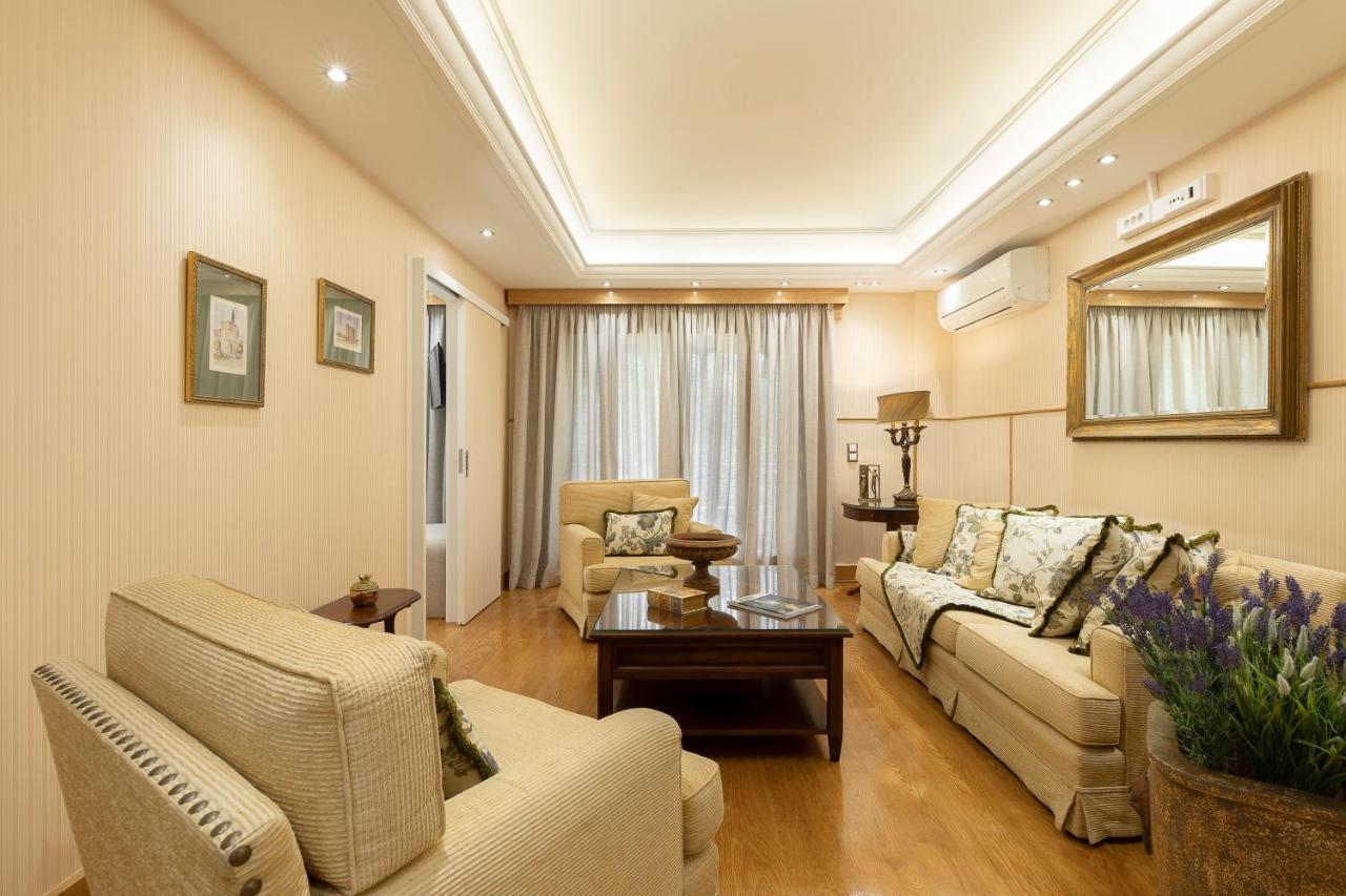 Vouliagmeni'S Elegance By Acropolis Suites Atina Dış mekan fotoğraf