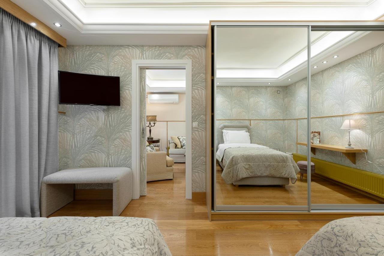 Vouliagmeni'S Elegance By Acropolis Suites Atina Dış mekan fotoğraf