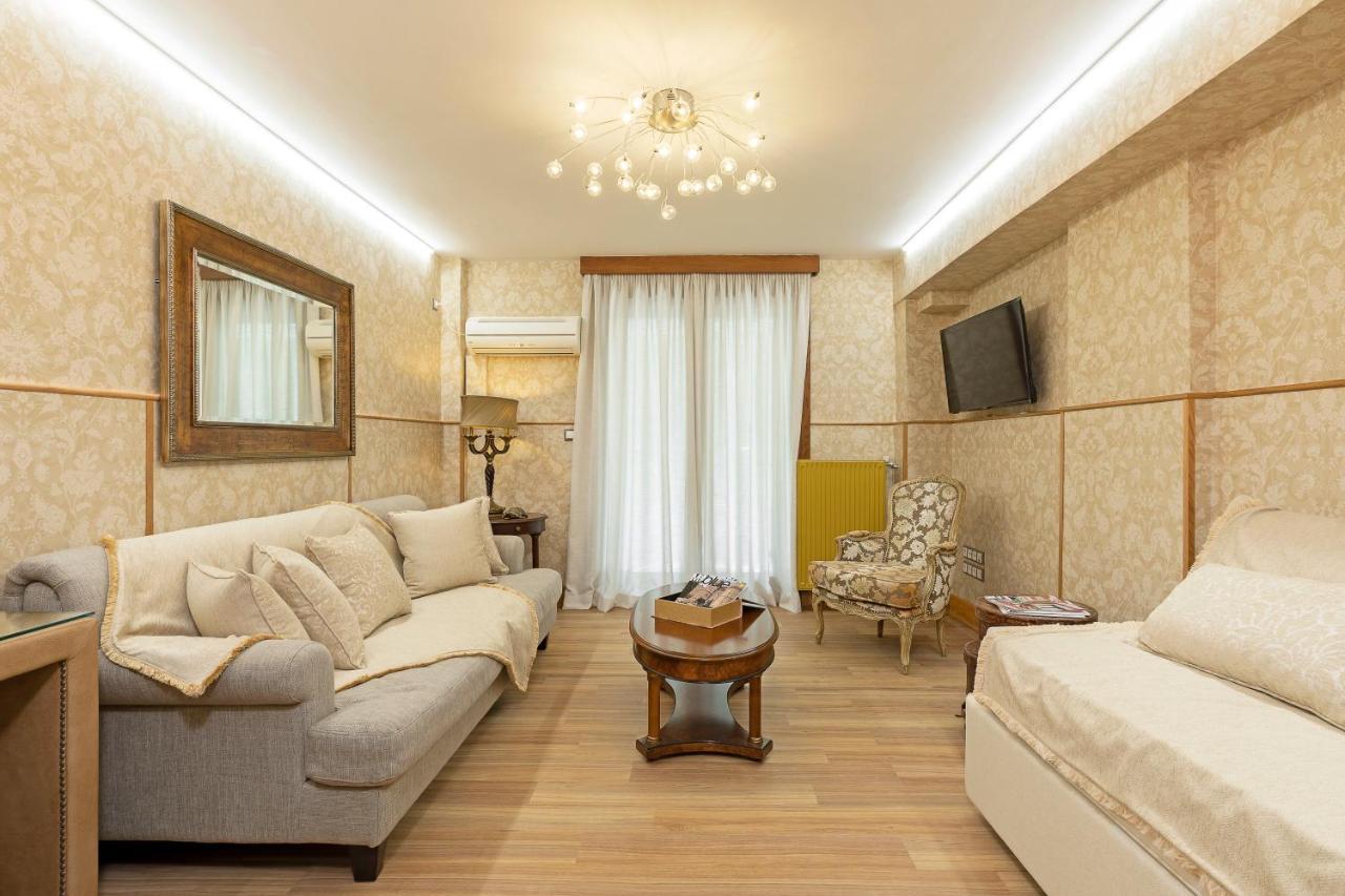 Vouliagmeni'S Elegance By Acropolis Suites Atina Dış mekan fotoğraf